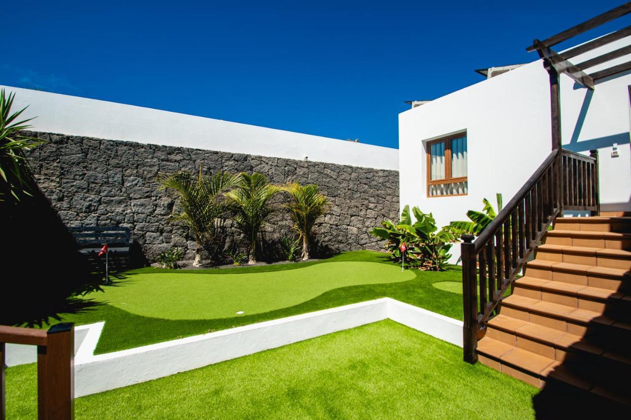 Villa Cavendish With Sea Views And Heatable Pool Close To Flamingo Beach Playa Blanca  Exteriör bild