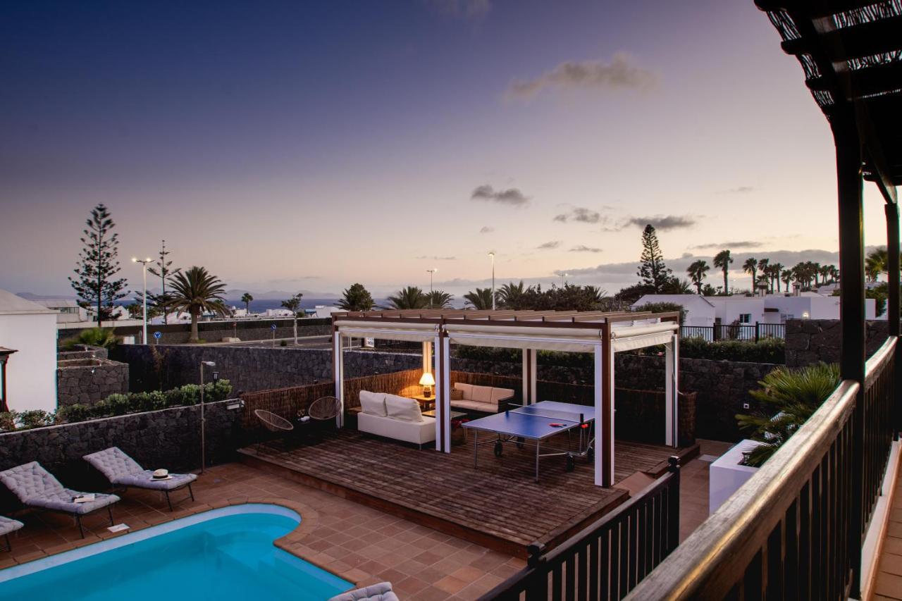 Villa Cavendish With Sea Views And Heatable Pool Close To Flamingo Beach Playa Blanca  Exteriör bild