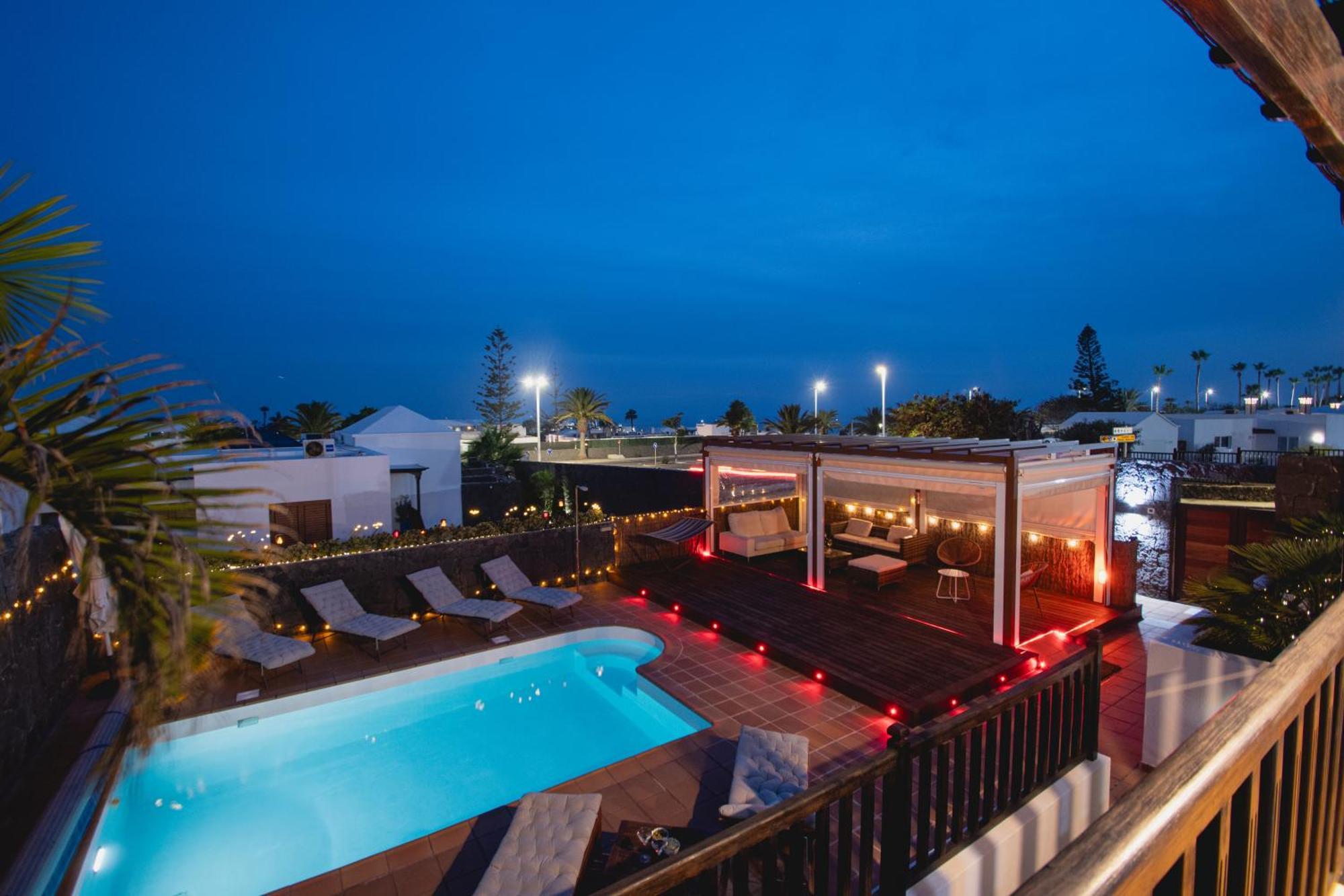 Villa Cavendish With Sea Views And Heatable Pool Close To Flamingo Beach Playa Blanca  Exteriör bild